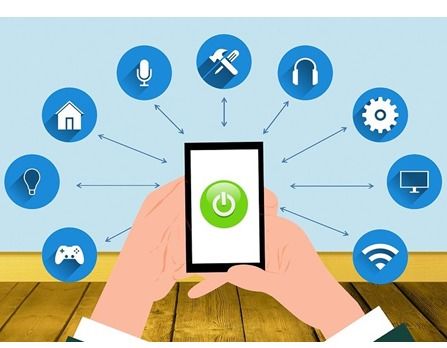 美國(guó)未來(lái)或?qū)ξ锫?lián)網(wǎng)技術(shù)施壓，華為CEO警示全球產(chǎn)業(yè)需未雨綢繆